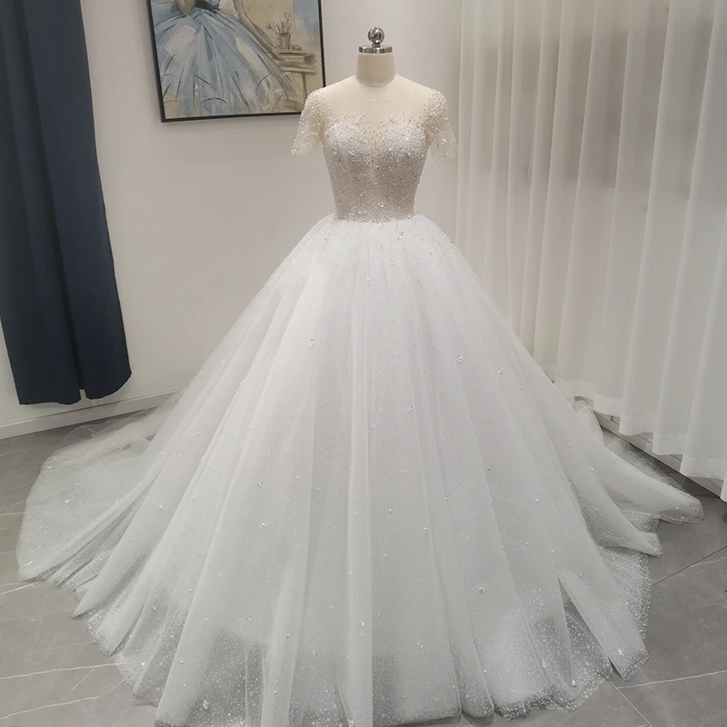 Elegant Bride White Wedding Dress Sweetheart Neckline Long Sleeve Crystal-Decorated Ball Gown Lace Vestido De Fiesta Sayabridal
