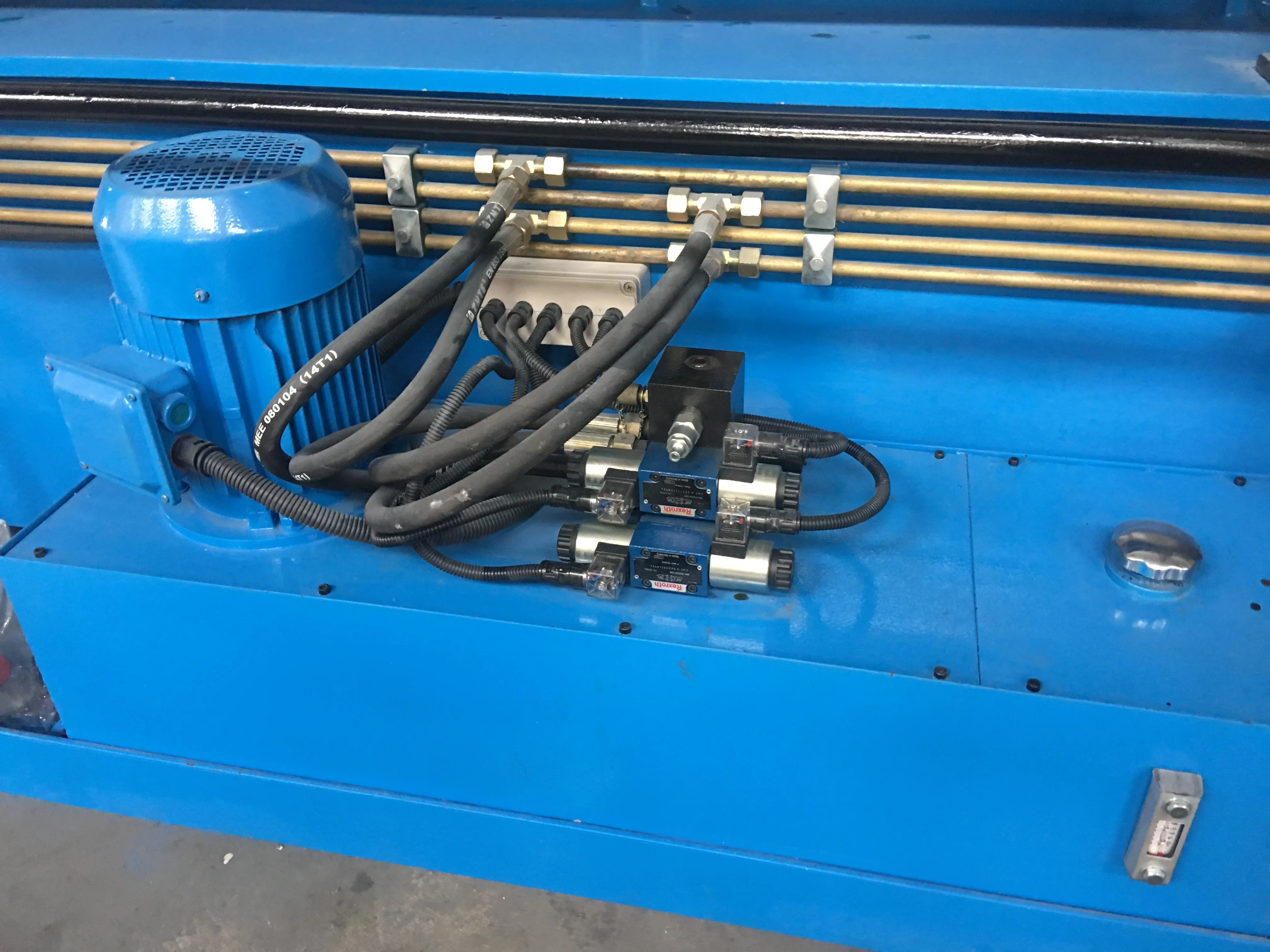 24ga. 4m 6m 8m Metal Building and Roofing Trim Sheet Bending Machine