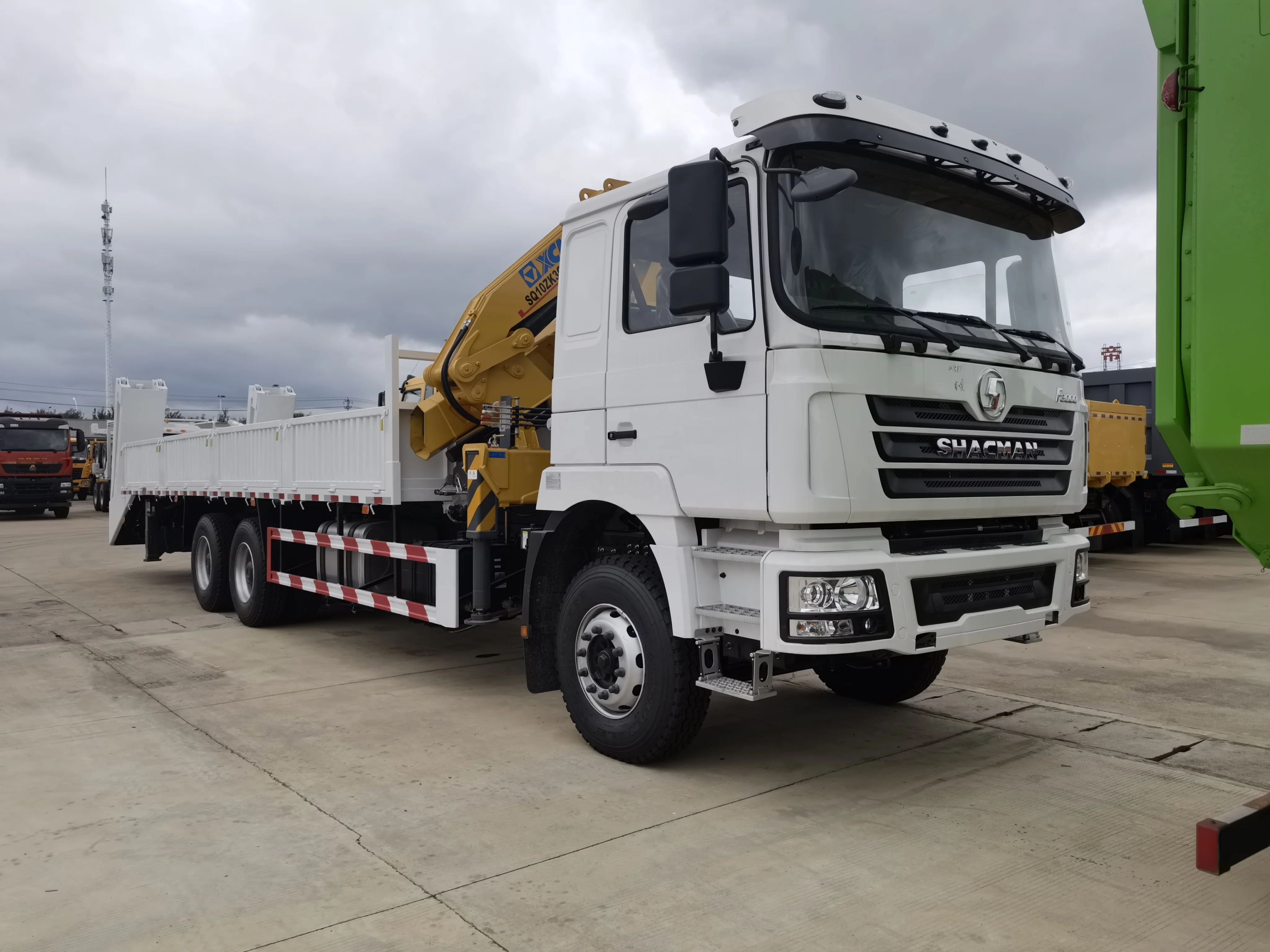 Customized Shacman 6x4 Heavy Duty Road Recovery Wrecker Tow Truck Multipurpose Platform Truck Carrier