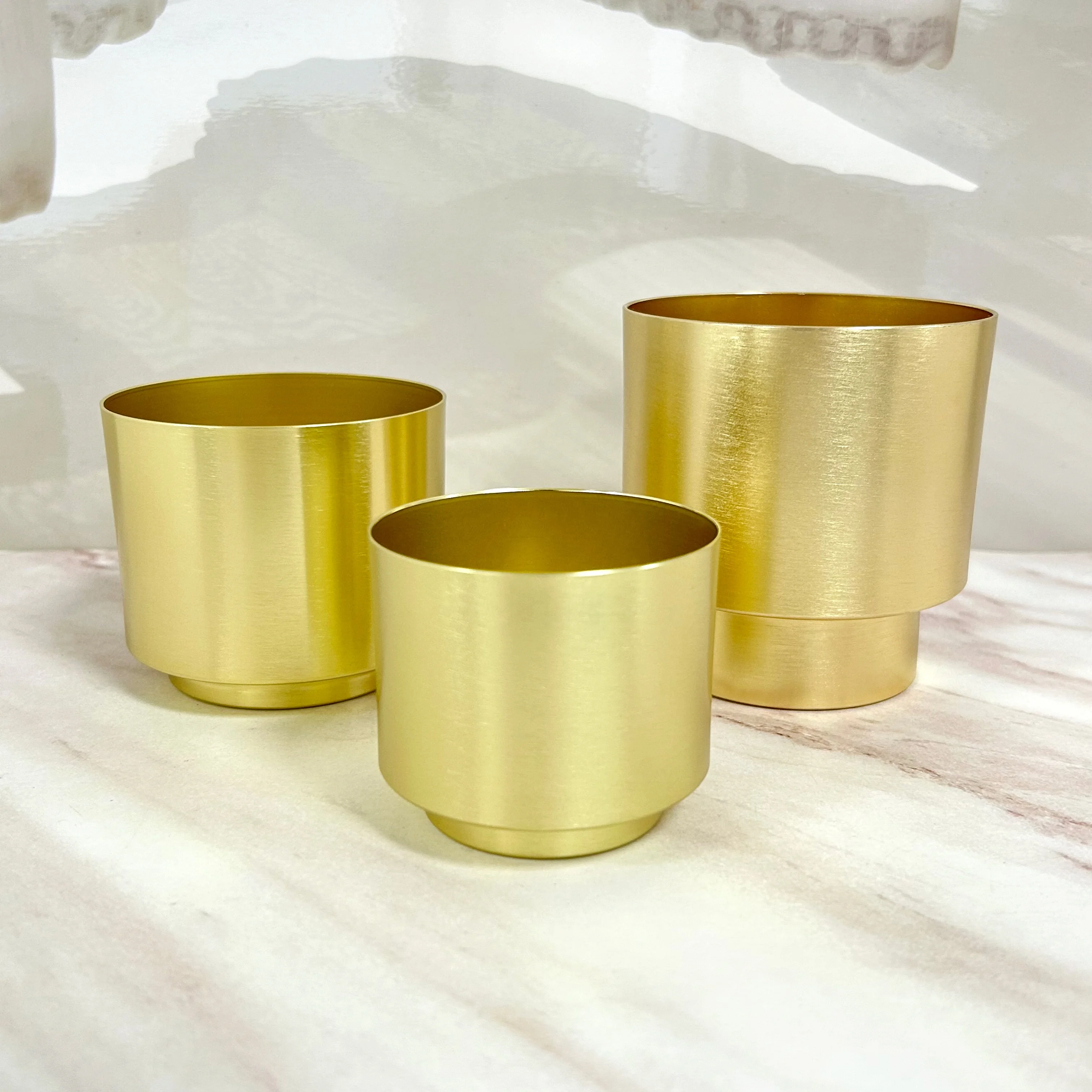 Luxury Aluminum candle jar Metal votive candle holder Gold black empty cup container for candle making