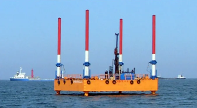 Customizable Offshore Platform Geotechnical Engineering Pontoon Work Boat 1000t Modular Jack Up Barge