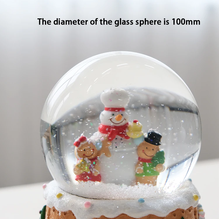 2023 Custom Made  Snow Globe Christmas  Crystal ball  snowglobe The Gingerbread Man snow globe  For Holiday Decoration