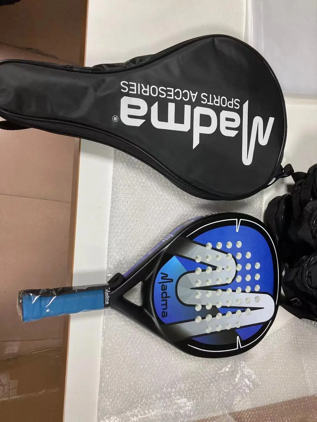 Wholesale custom high-quality all carbon/graphite fiber beach tennis paddle/racket/racquet