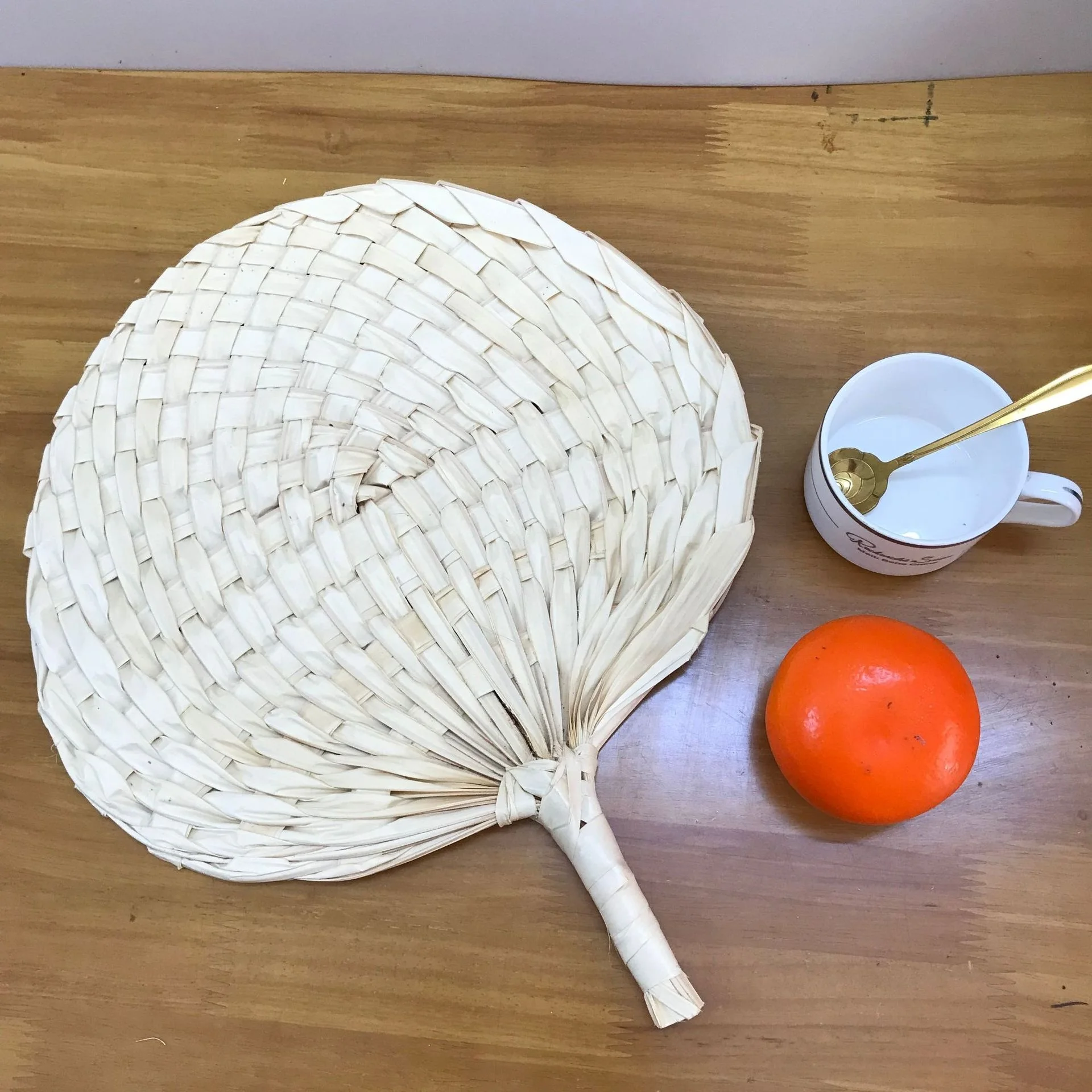 Cattail Leaf Fan Retro Handwork Weave Straw Fan Summer Style Musa Basjoo Palm Hand-woven Fan