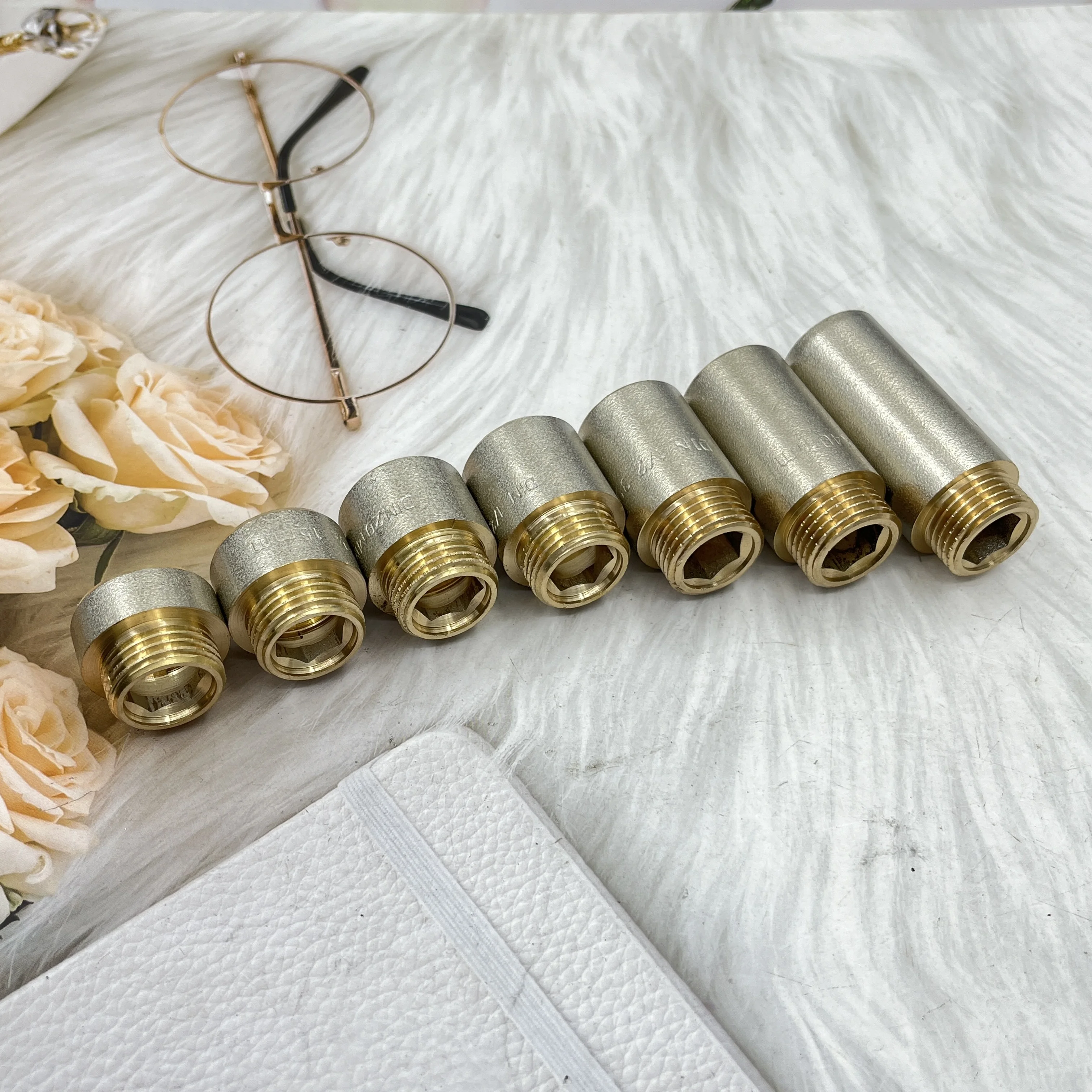 Copper 1cm extension joint 1/2 inner and outer wire Angle valve hexagonal extension nickel-plated thickened water pipe fittings