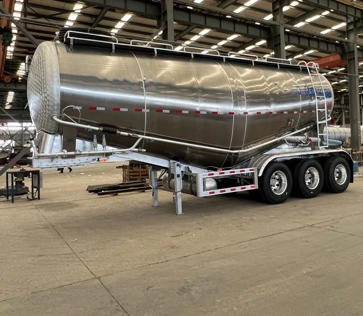 3 Axle Cement Bulker Tank Truck Trailer 45-80 Tons Capacity Diesel Engine Powered Cement Bulk Semi-Trailer