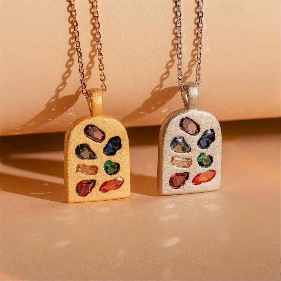 Arc de Triomphe U-shaped kaleidoscope lucky symbol inlaid zirconium necklace