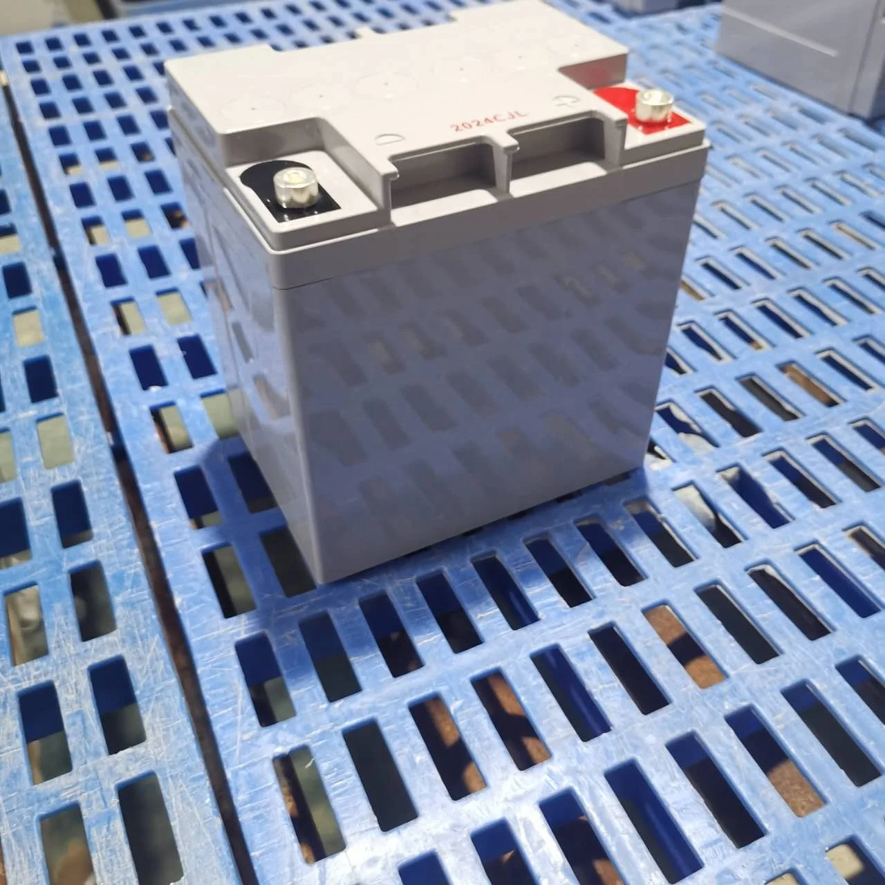 Deep cycle battery 12v 24ah  Gel solar battery with long life for solar power