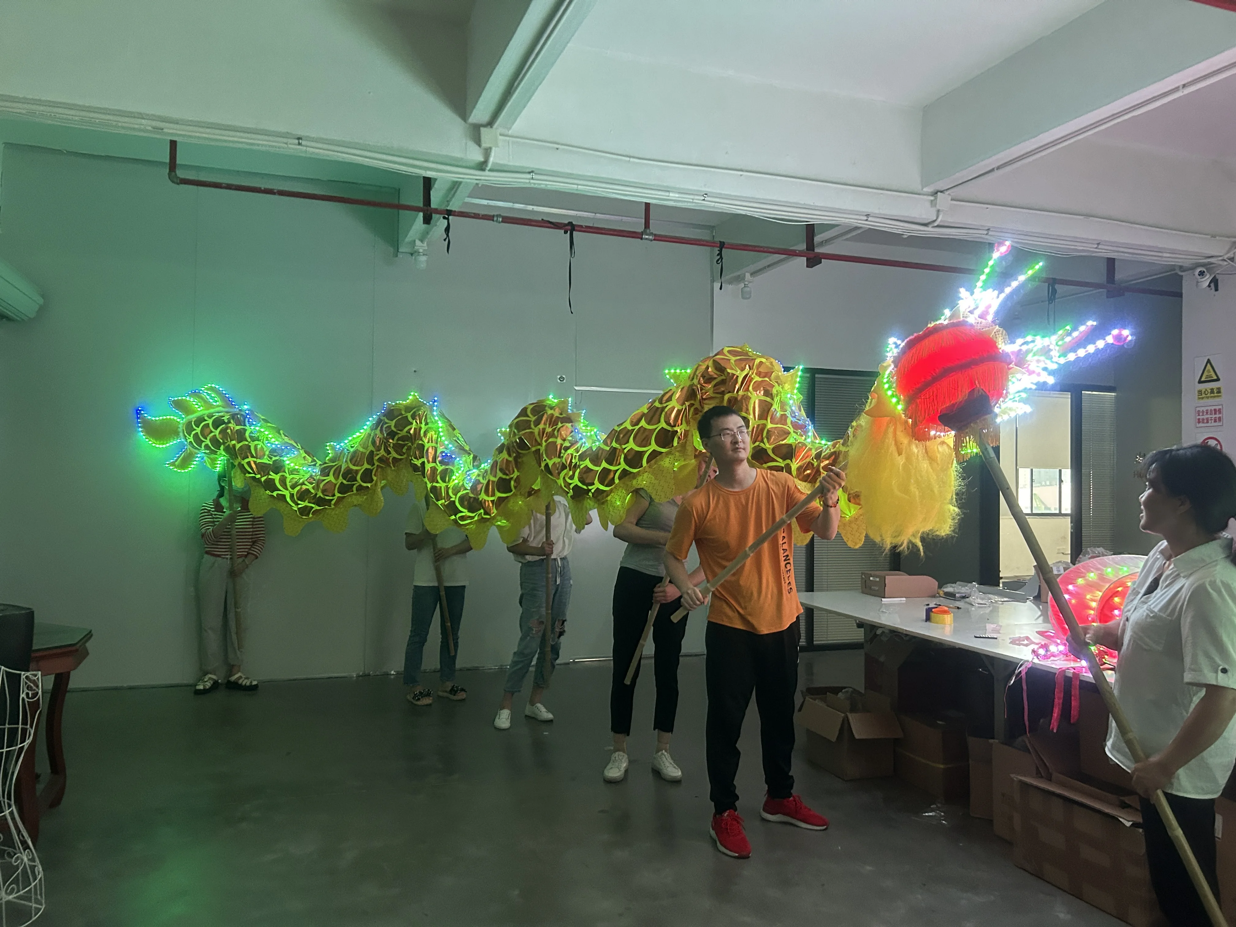 Chinese New Year Entertainment Products Led Light Dragon Mascot Dance Costume Equipment Performance Wear