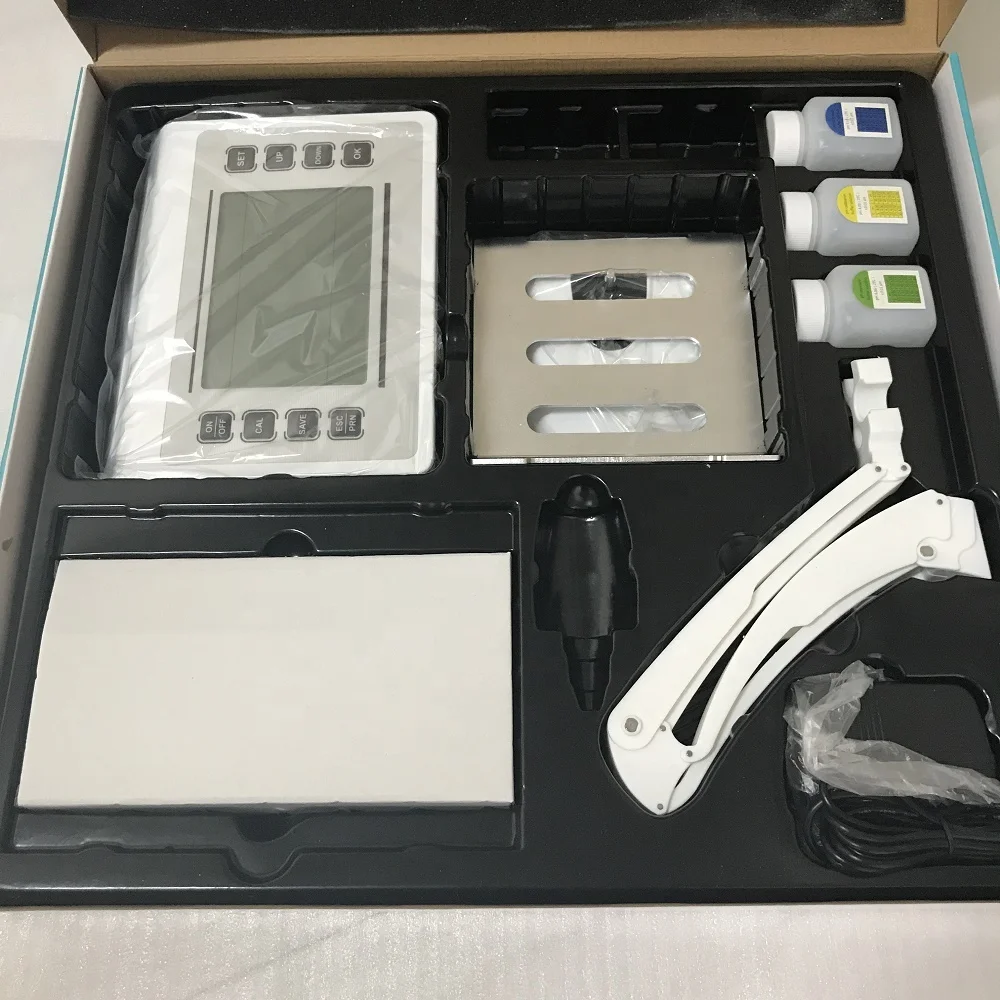 P717 pH/Conductivity/DO Meter