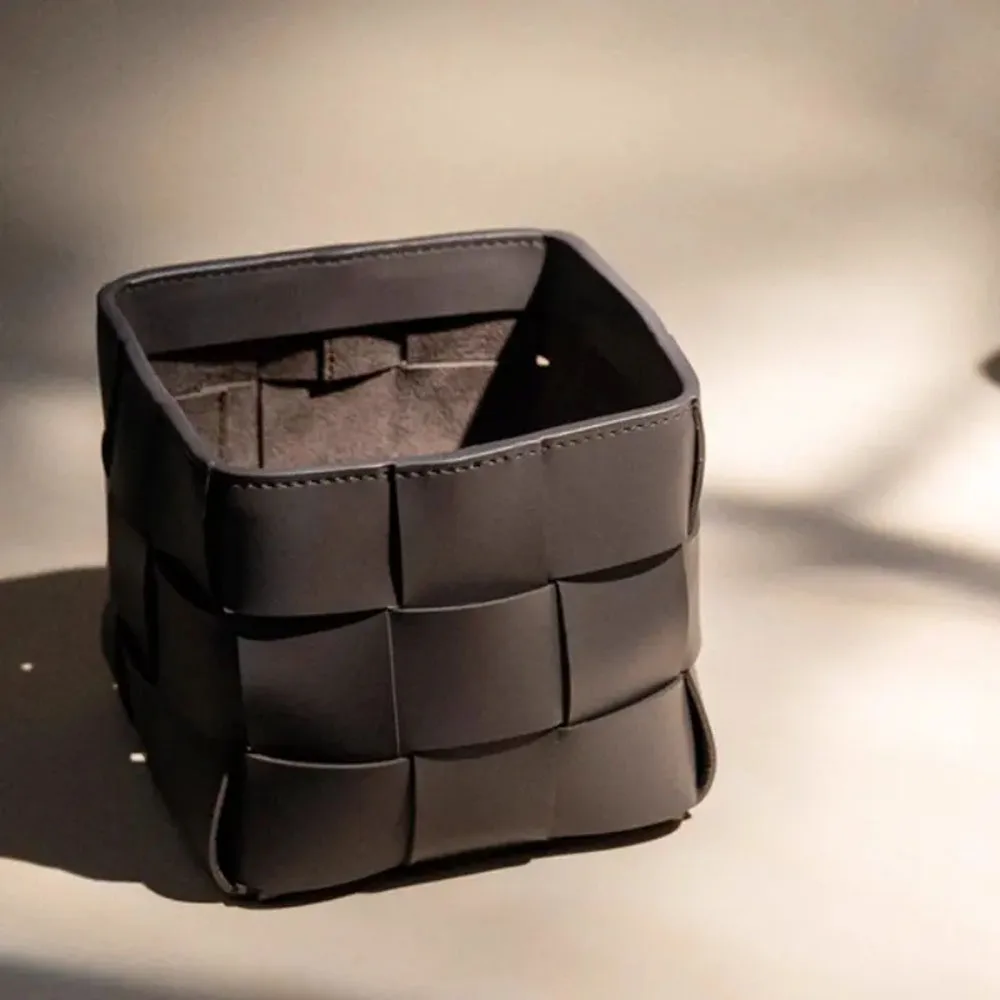 PU Leather Double-Tiered Desktop Organizer Pen Holder Makeup Brush Bucket Storage Wicker Home Office Living Room Bathroom