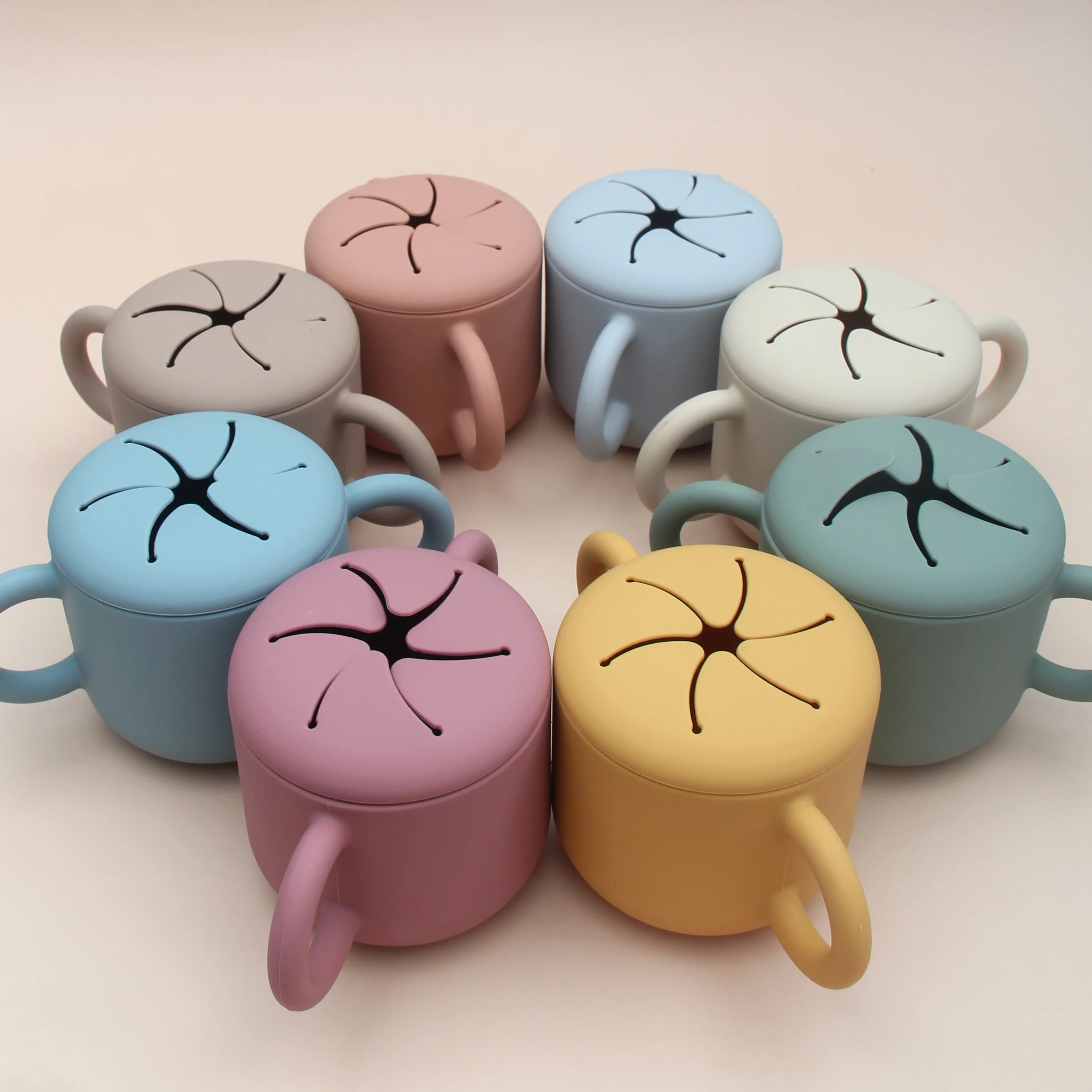 Low MOQ BPA Free Spill Proof Non-Toxic Snack Cup Silicone, Kids Snack Cup Baby, Toddler Silicone Snack Cup with Lid