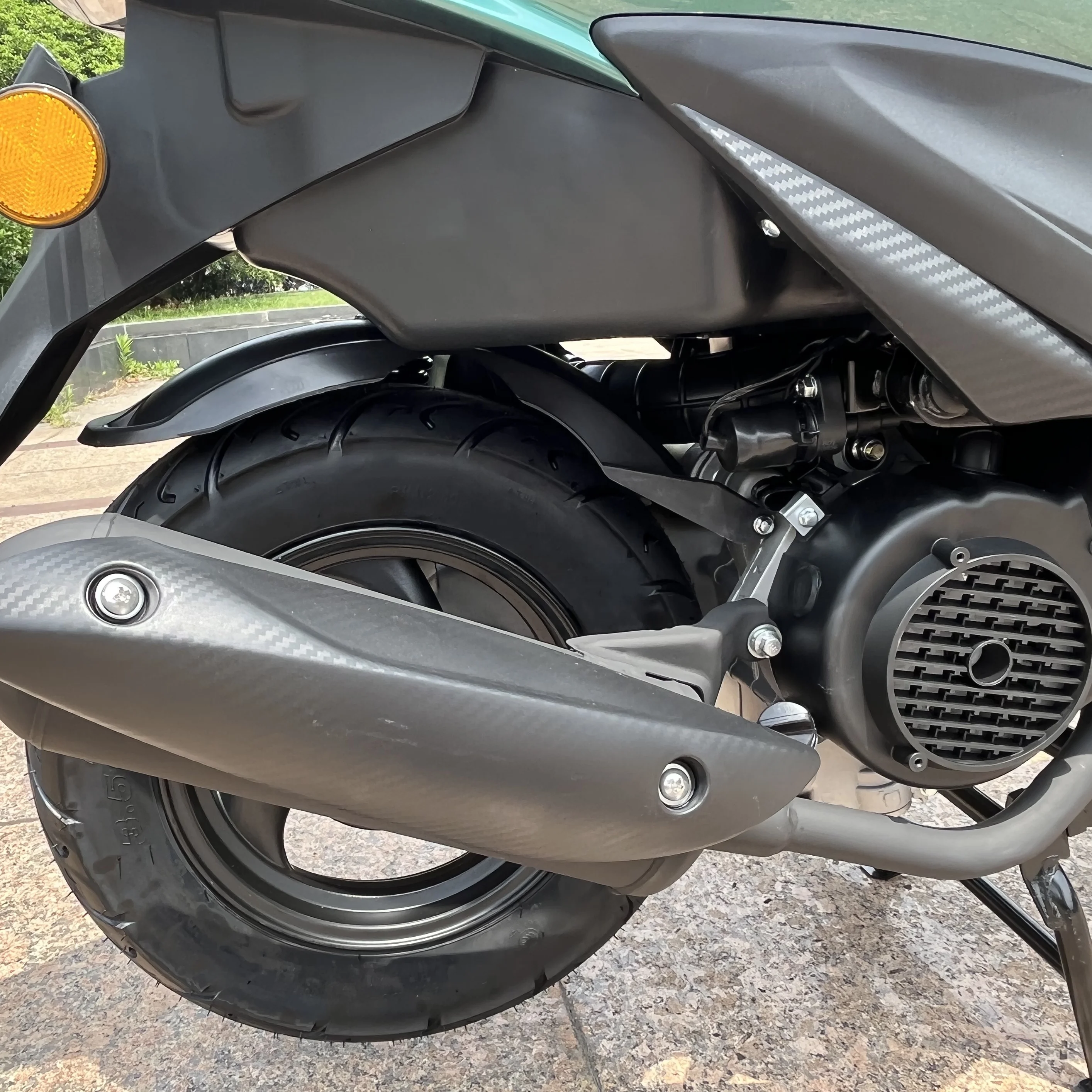 Wholesale Fashion Model Hydraulic Suspension CDI Gas Scooter Motorcycle 150cc V150 Address Scooter