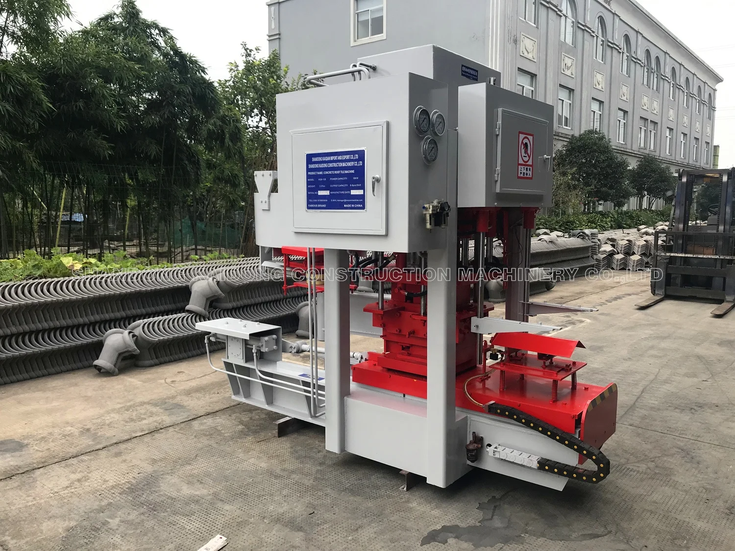 Kaidong KQ8-128 Automatic Hydraulic Cement Concrete Roof Tile Sheet Making Forming Press Concrete Roof Machine Price
