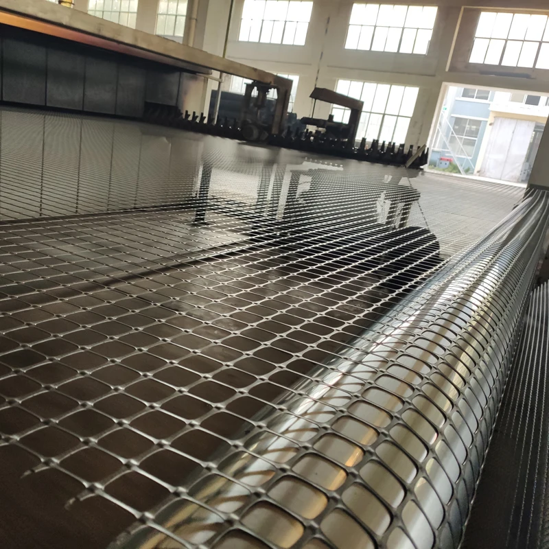 100KN Knitting concrete re production line knitted fiberglass geogrid for dams and roadbed reinforcement