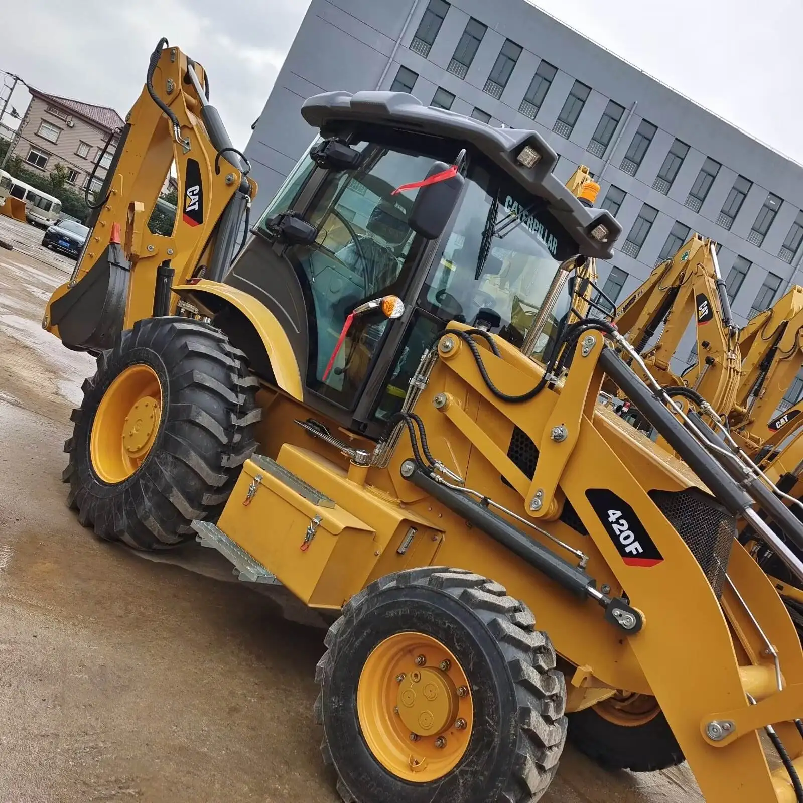 Небольшой трактор с погрузчиком и экскаватором 420f Jcb 3cx экскаватор-погрузчик запасные части