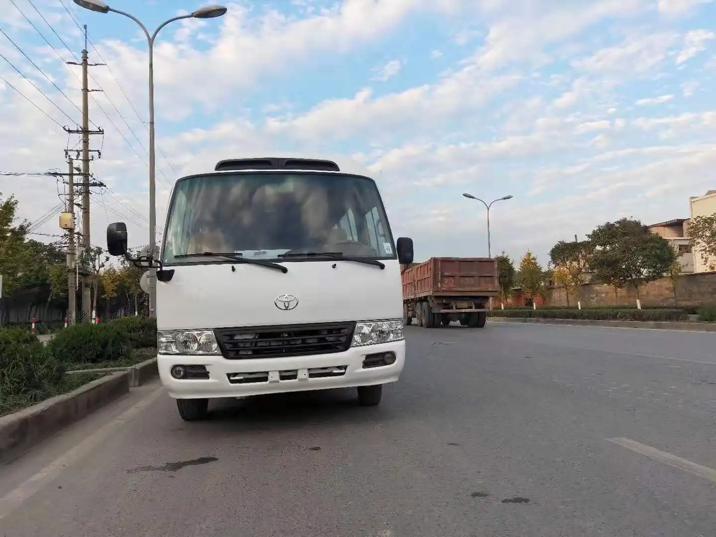 Original Japan Used Toyota Coaster Mini Bus for Sale 23-30 seater bus Passenger Bus left hand drive good Performance