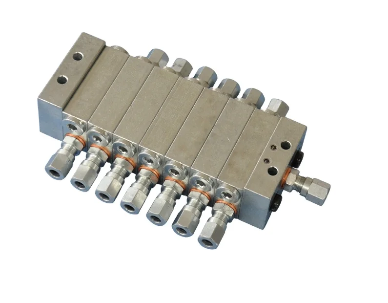 Non-highway truck DISTRIBUTOR - REAR 20021919  terex spare parts