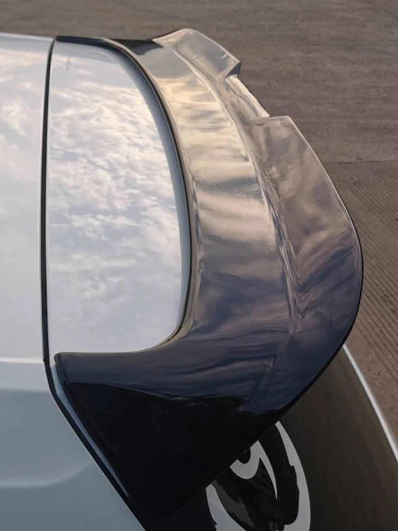 Handsome2021 It is suitable for Volkswagen Golf 7/7,5 Special Odinger Second generation tail wings with carbon fibre pattern one