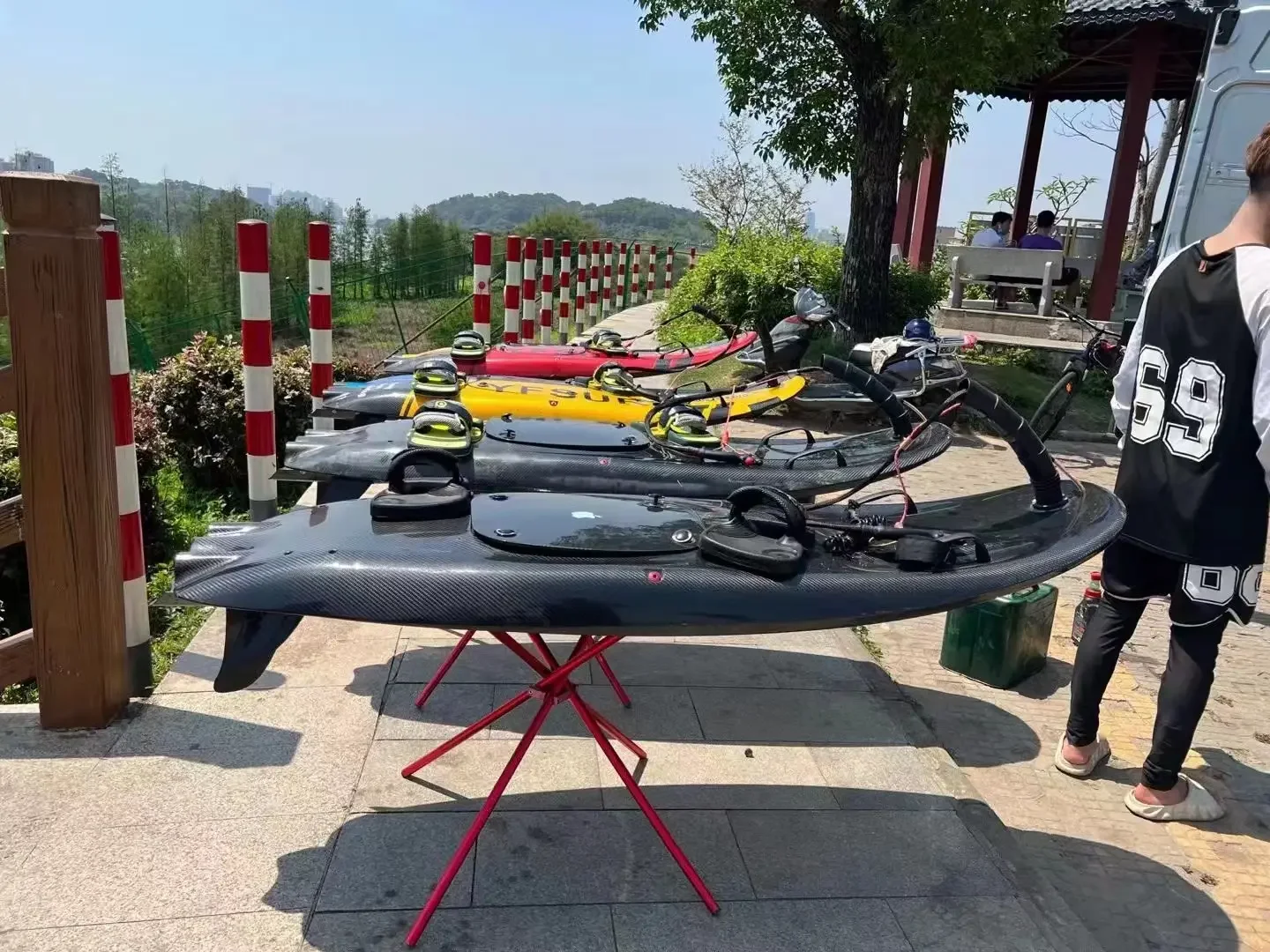 BESTEVE powered water scooter 55km/h jet surf board carbon fiber remote control electric surfboard for sale