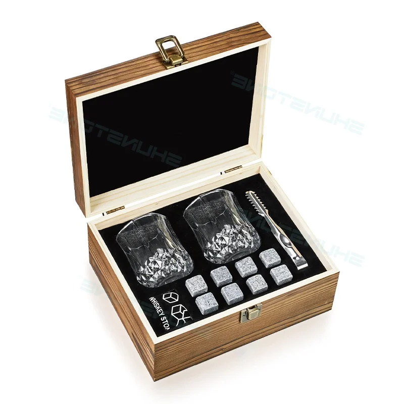 В наличии на складе очки для виски и подарочный набор с деревянной коробкой рекламная компания подарков