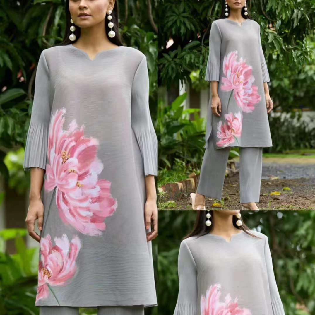 Newest Customized Indian femala Elegant Original design Solid Color Floral design Plus Size Miyake Pleated Two Pieces Set