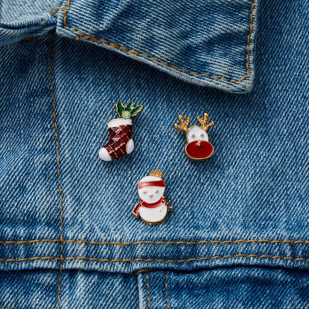 Merry Christmas Brooches Christmas Socks Christmas Tree Elk Enamel Badge Small Brooch Women Fashion Party Jewelry Gifts