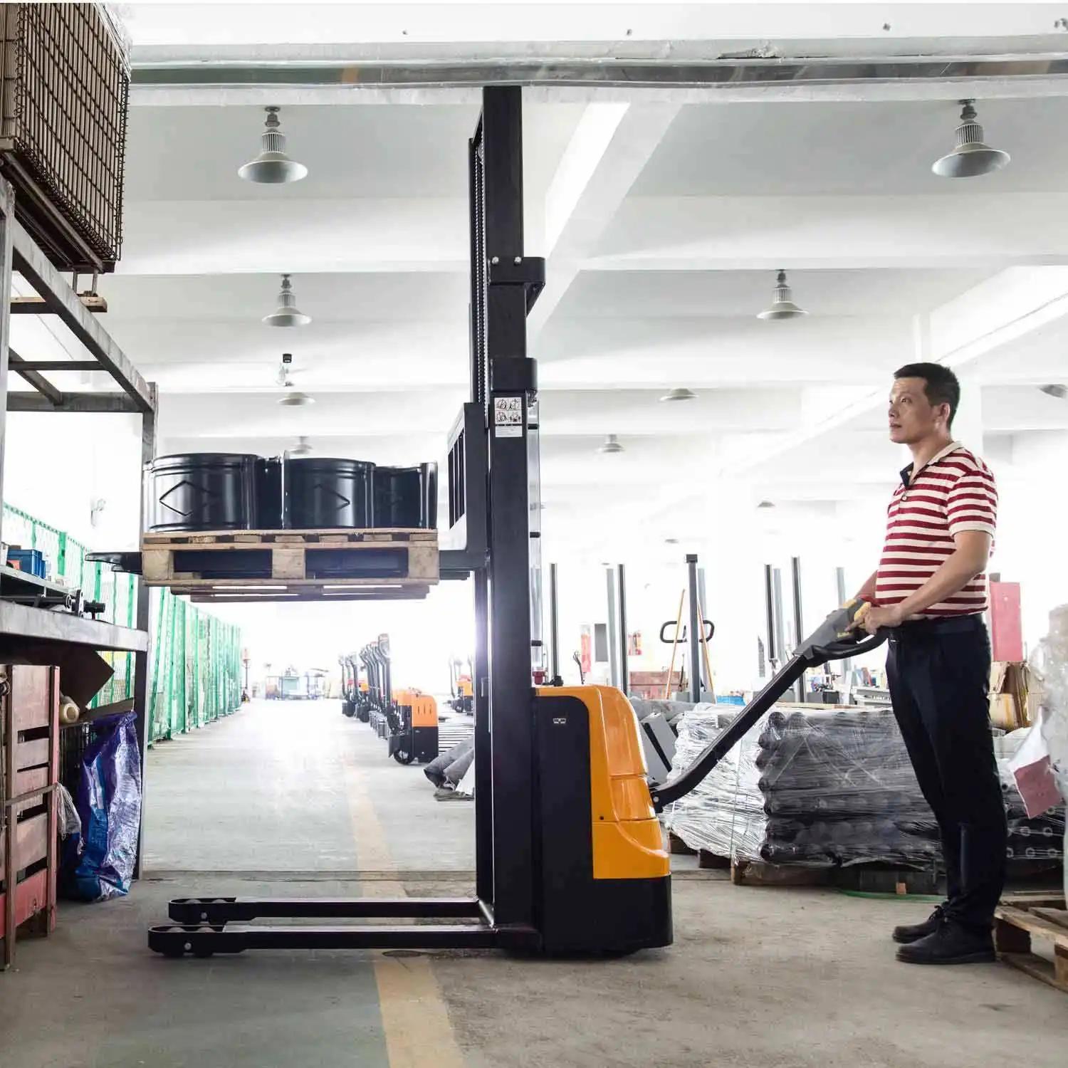 1Ton Mechanical Stacker Electric Forklift Truck Electric Stacker Warehouse Stacker Crane