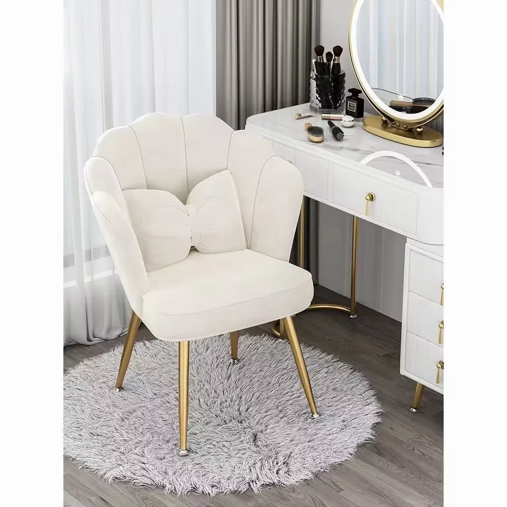 High Quality Home Furniture Nordic Upholstered Chair Velvet   Armchair Dining Room Chairs  Dining Room Use Velvet Fabric  Chair