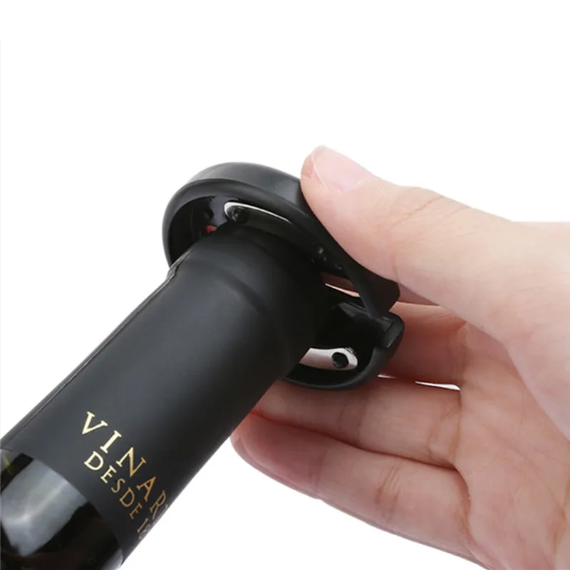 2022 Amazon Hot Sale Electric USB Charger Wine Opener with Foil Cutter Decanter Pourer Gift Set Wine Opener