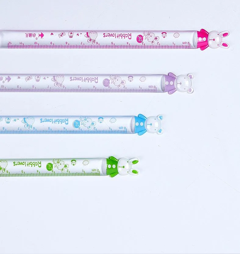 Пластиковая линейка с кроликом 12 см