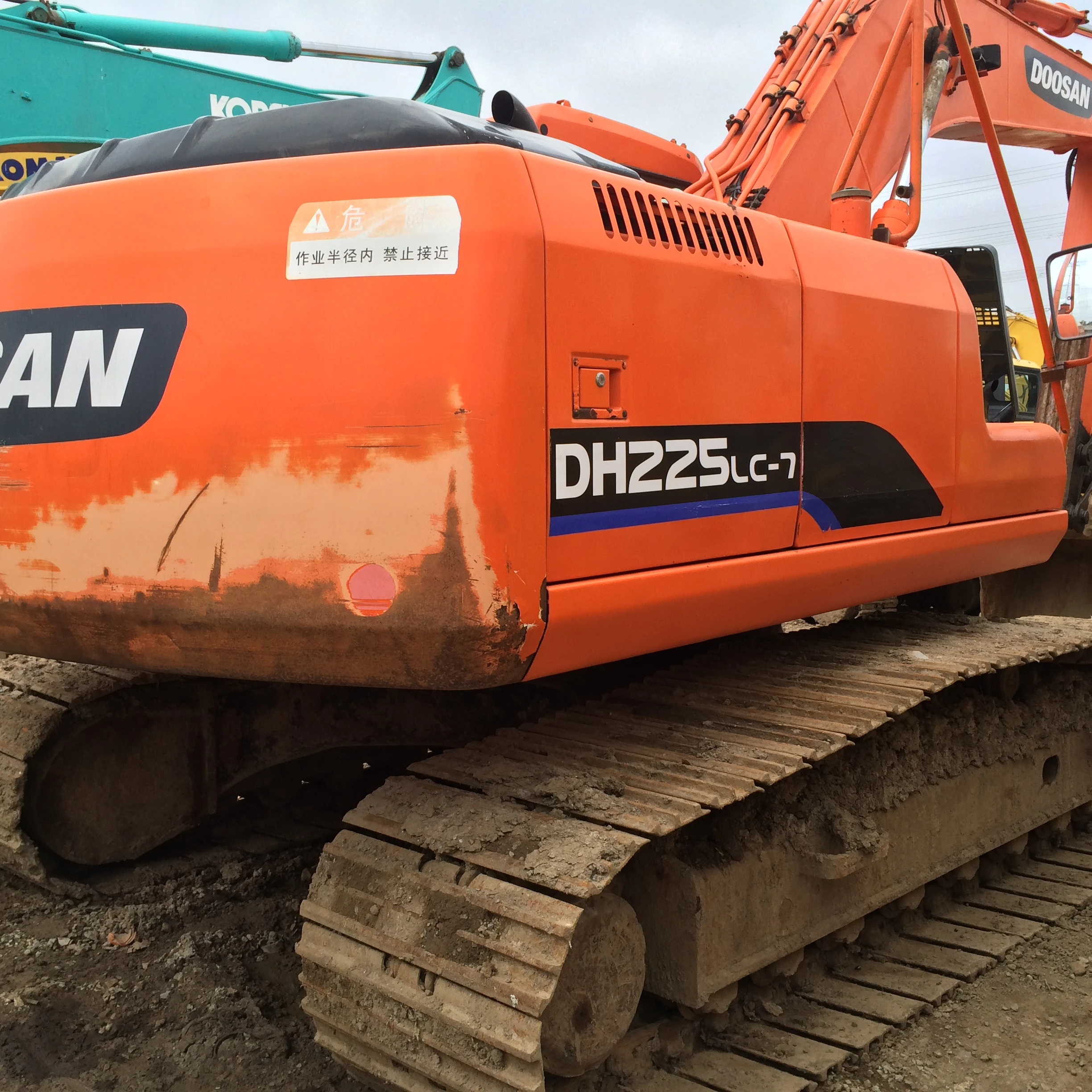 Used Doosan excavator 225-7/20 ton cheap price used doosan excavator original doosan dx 225 excavator
