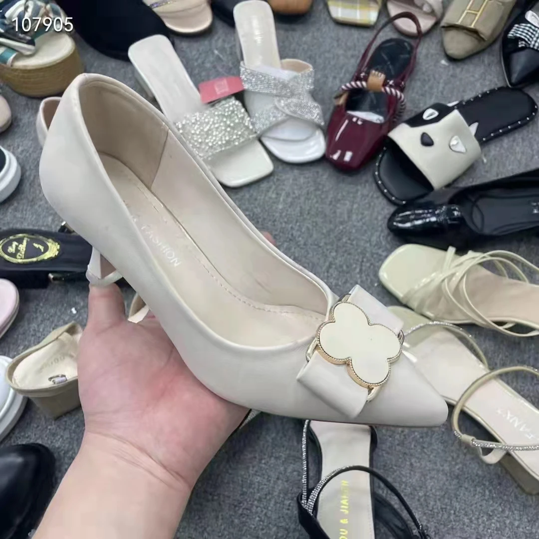 Bulk Wholesale Cheap Ladies Flat Fashion Slippers Boots Sneakers Mixed Stocks Shoes