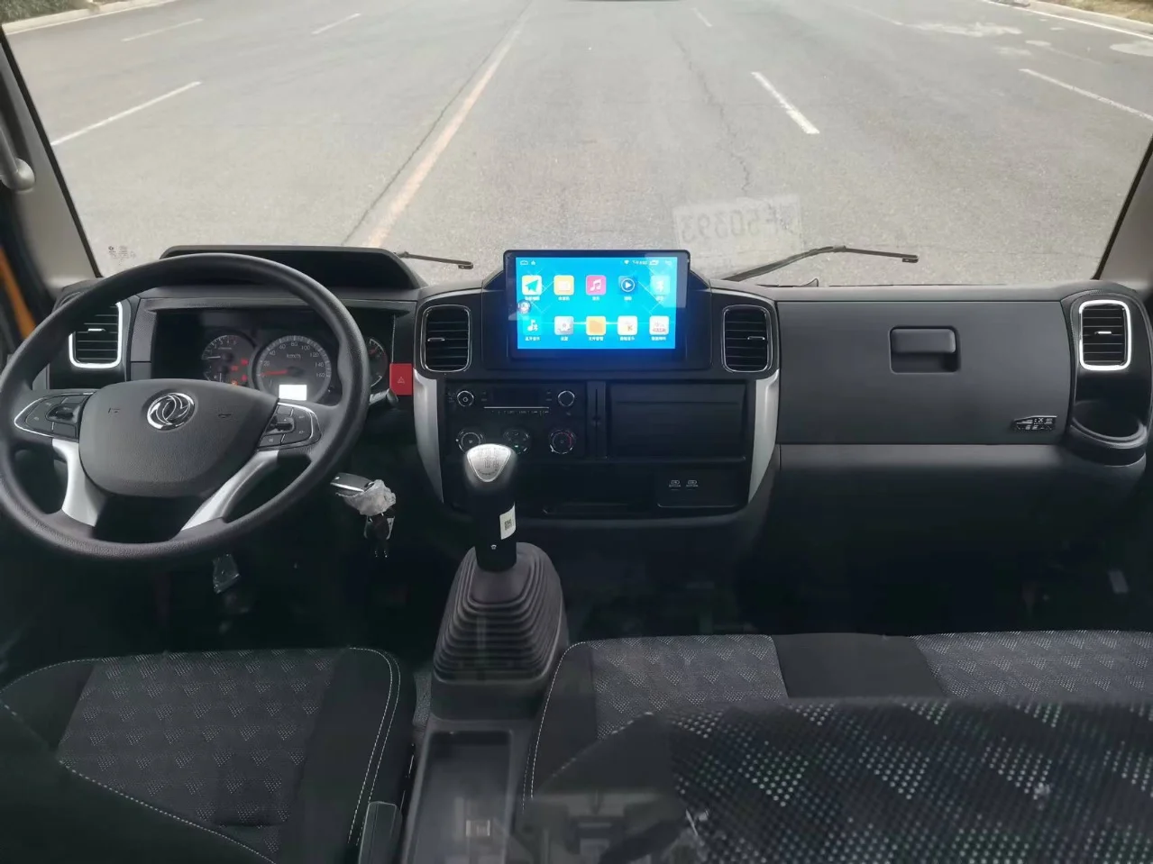 High Quality Large Capacity Dongfeng Yunnei clearance car flat plate trailer 4/5 Tons Wrecker Tow Truck for Sale