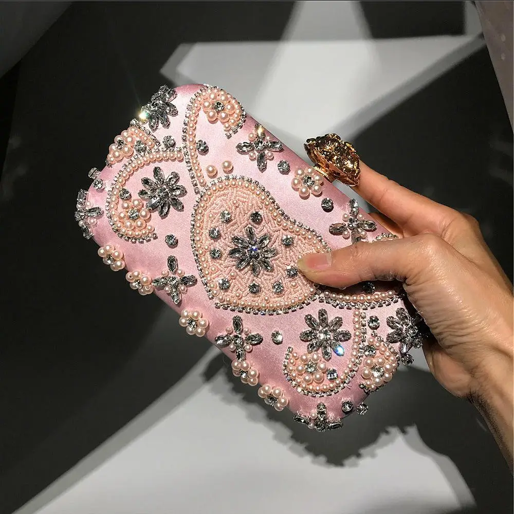 Hot Sale Female Clutch Evening Clutch Bags For Women Luxury Handmade Beaded Bag Diamond New Fashion Evening Purses For Ladies