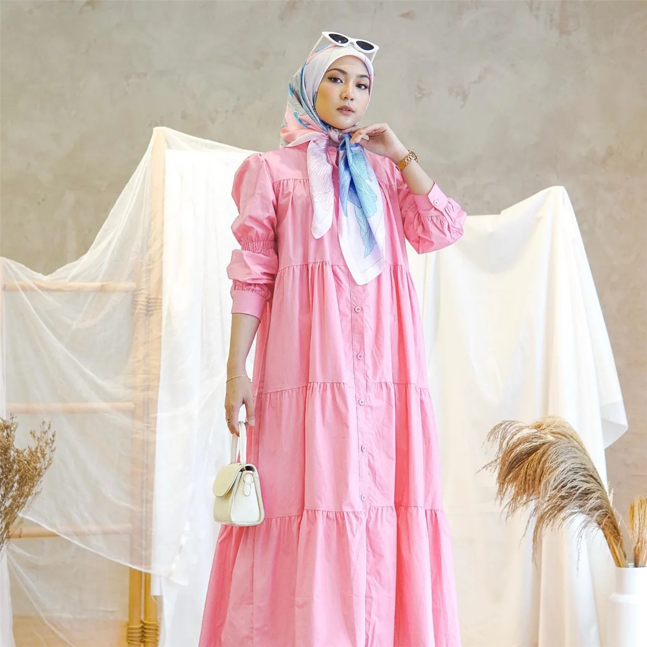 2024 Elegant Long Muslim Dress Solid Pleated Indonesia Dress Matched Cotton Loose Comfortable Wedding Dresses Muslim