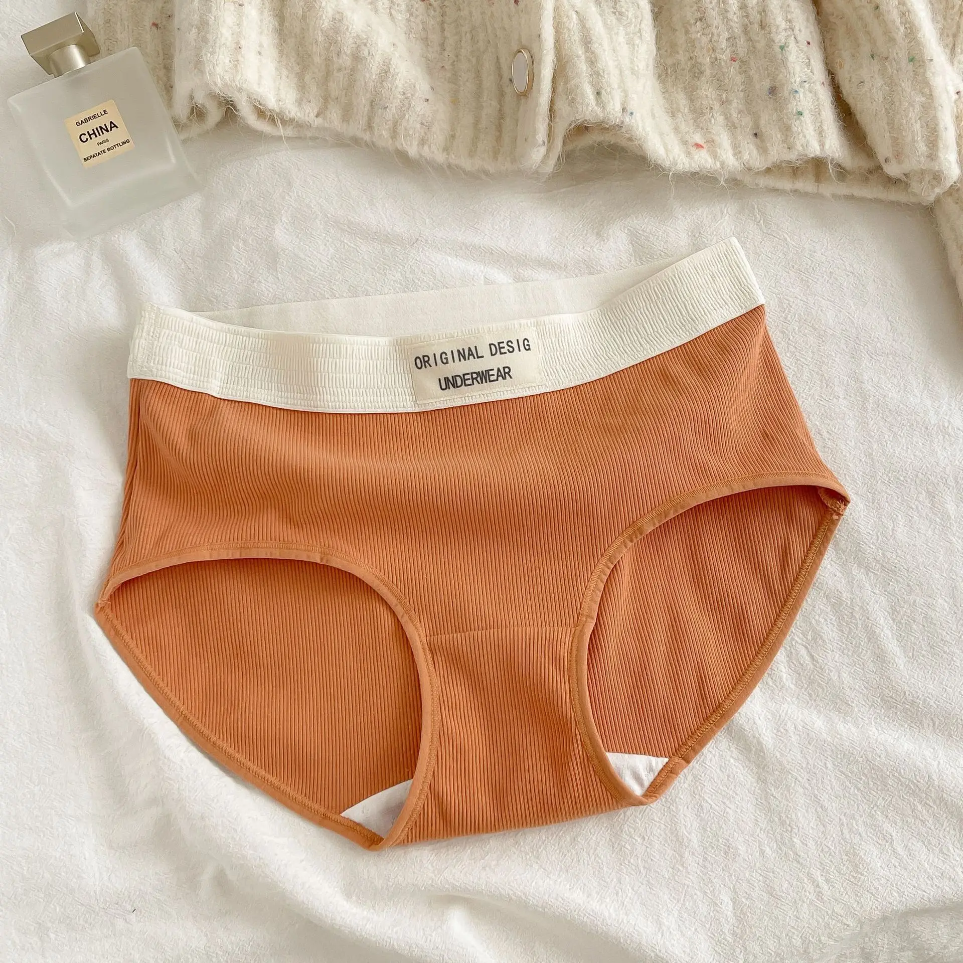 Finetoo New Womens Cotton Panties Briefs Comfortable Modal Underwear Ladies Daily Cute Underpants Soft Panty Intimates New