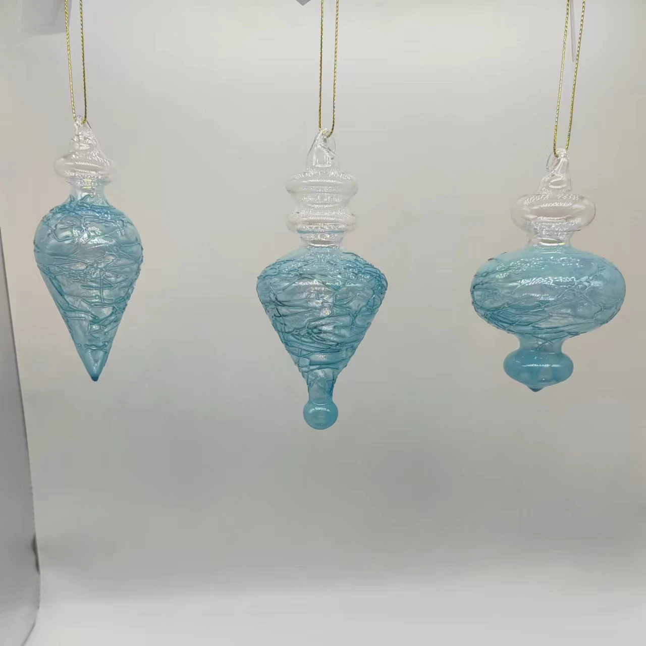 Wholesale Personalizable Christmas Ornaments Glass Shoes Or Toys Cake Tree Topper Christmas Decorations Miniatures Garland Gnome