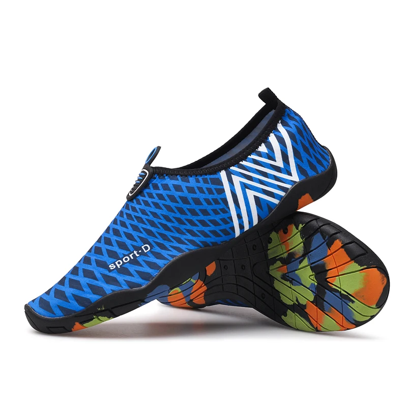 
2020 New Design Comfort Fashion Mens Water Swimming Shoes Softer Sport Sand Folding Beach Shoes for Women Walking On Water 