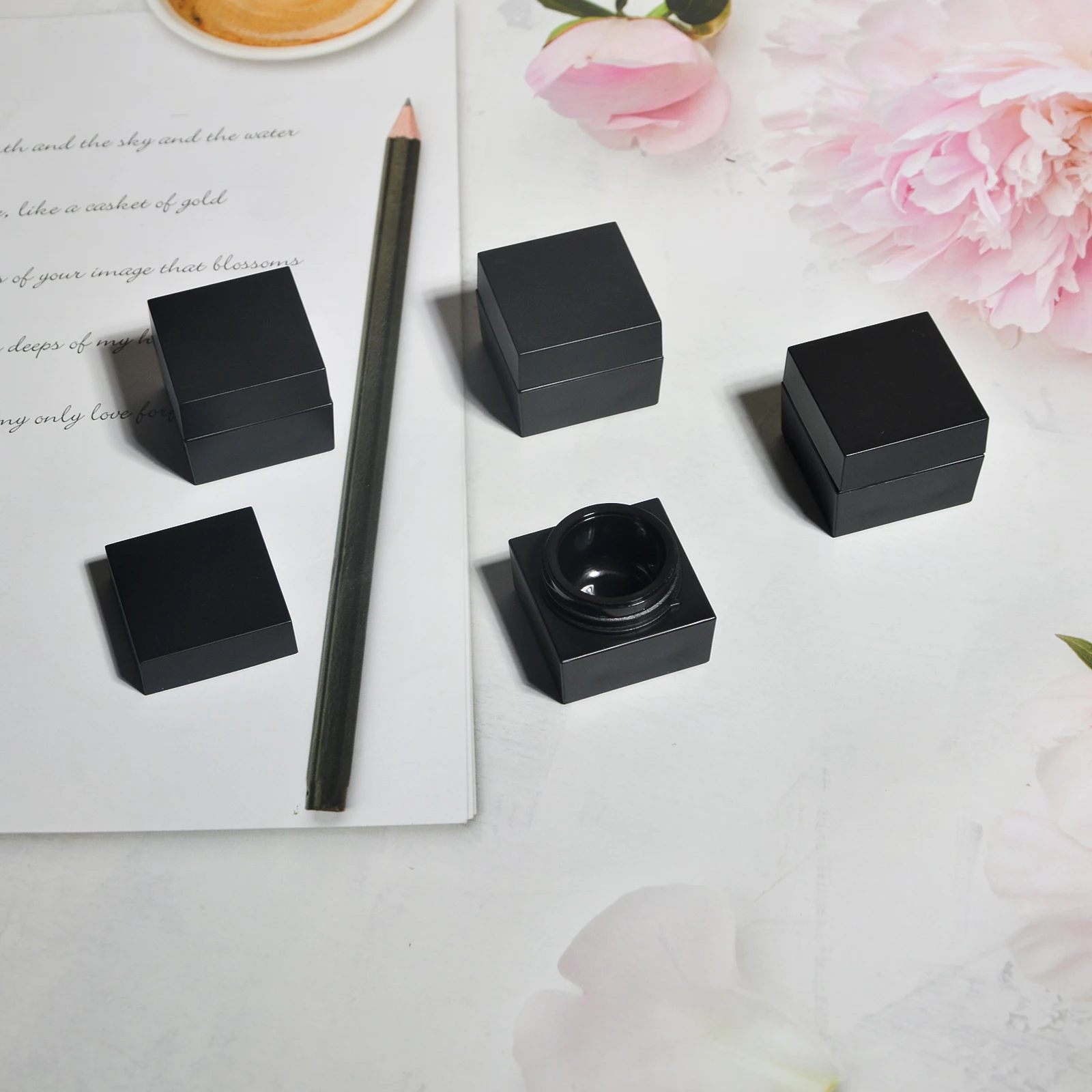 Manufacturer Black Square Shape Empty 5g Cosmetic Painting Gel Polish Dip Powder Plastic Jars Cream Jars for Skin Care