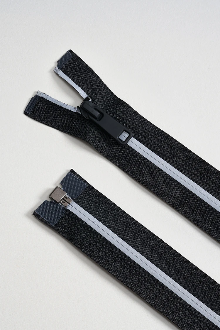 Wholesale Waterproof Bags Zipper Close End Corn Colored Invisible Nylon Teeth #5 Plastic Resin Zipper For Clothes