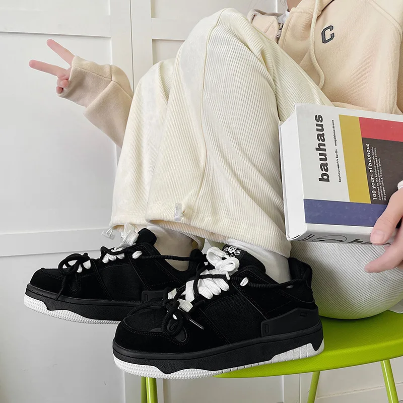 Wholesale hot black fashion brand casual student thick soled male explosive casual sports shoes sneakers for kids casual shoes