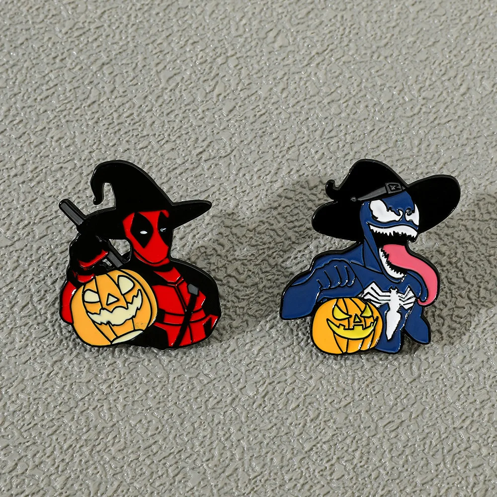 2 New Styles Spoof American Video Character Halloween Lapel pins Cartoon Hero Metal Custom Hard Enamel Pins Brooches Men Suit