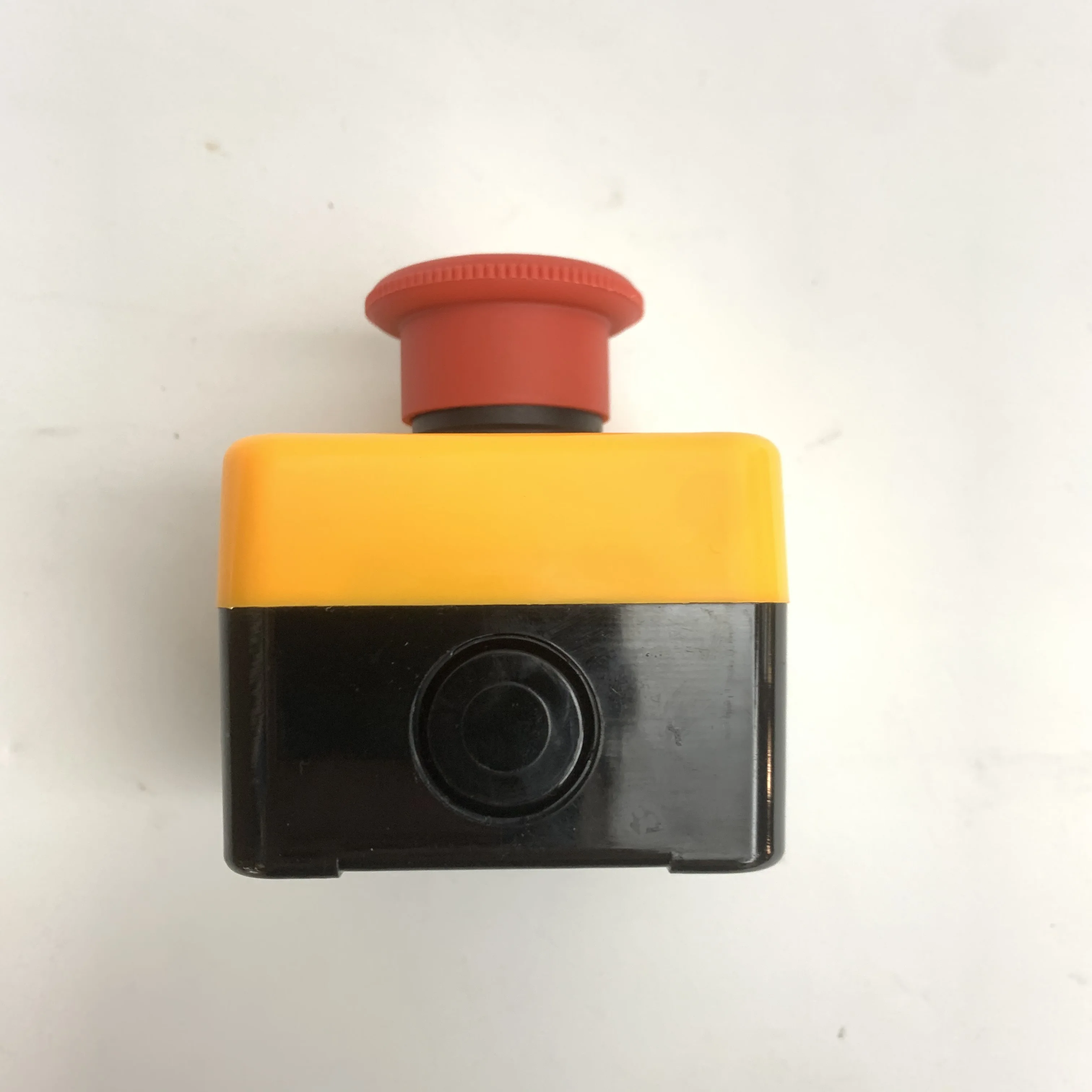 J174  1NC waterproof control emergency stop button switch box