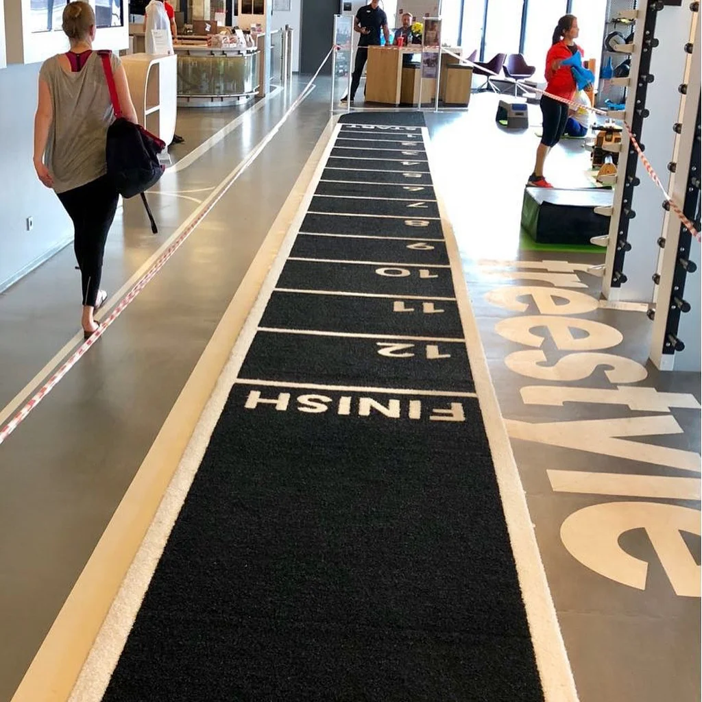 Highly customizable indoor artificial synthetic grass turf for gym custom gym turf