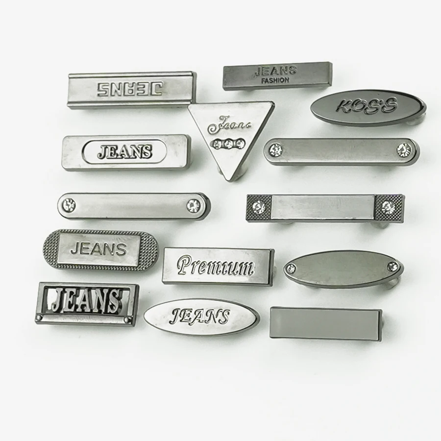 JinYi Hardware Factory OEM ODM Brand Logo Design Zinc Alloy Custom Garment Metal Label Tag