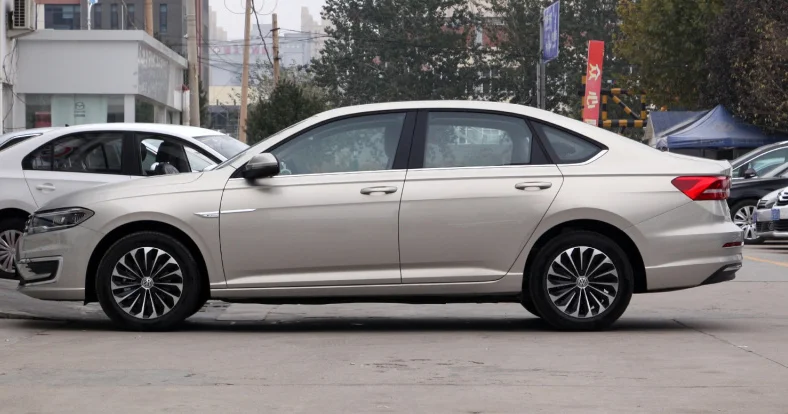 Export sales of the most popular white gasoline-electric hybrid vehicles in 2021