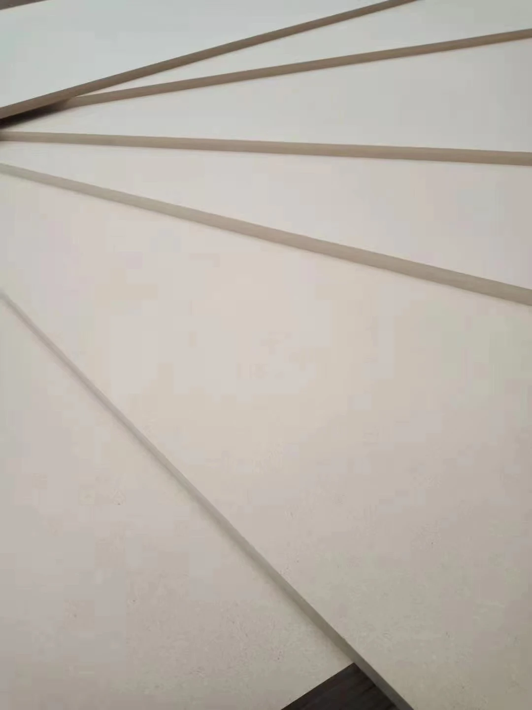 9-18MM Melamine MDF Board High Gloss, Matt, Embossed Finish MDF Panels