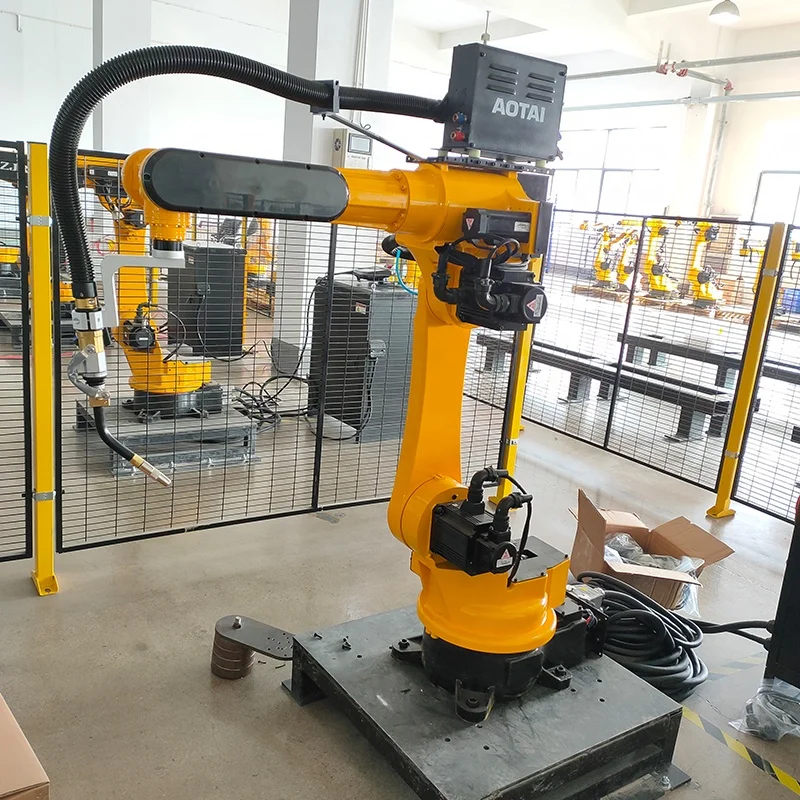  Дешевые товары из Китая промышленный CNC разбрызгиватель 6-осевой сварочный