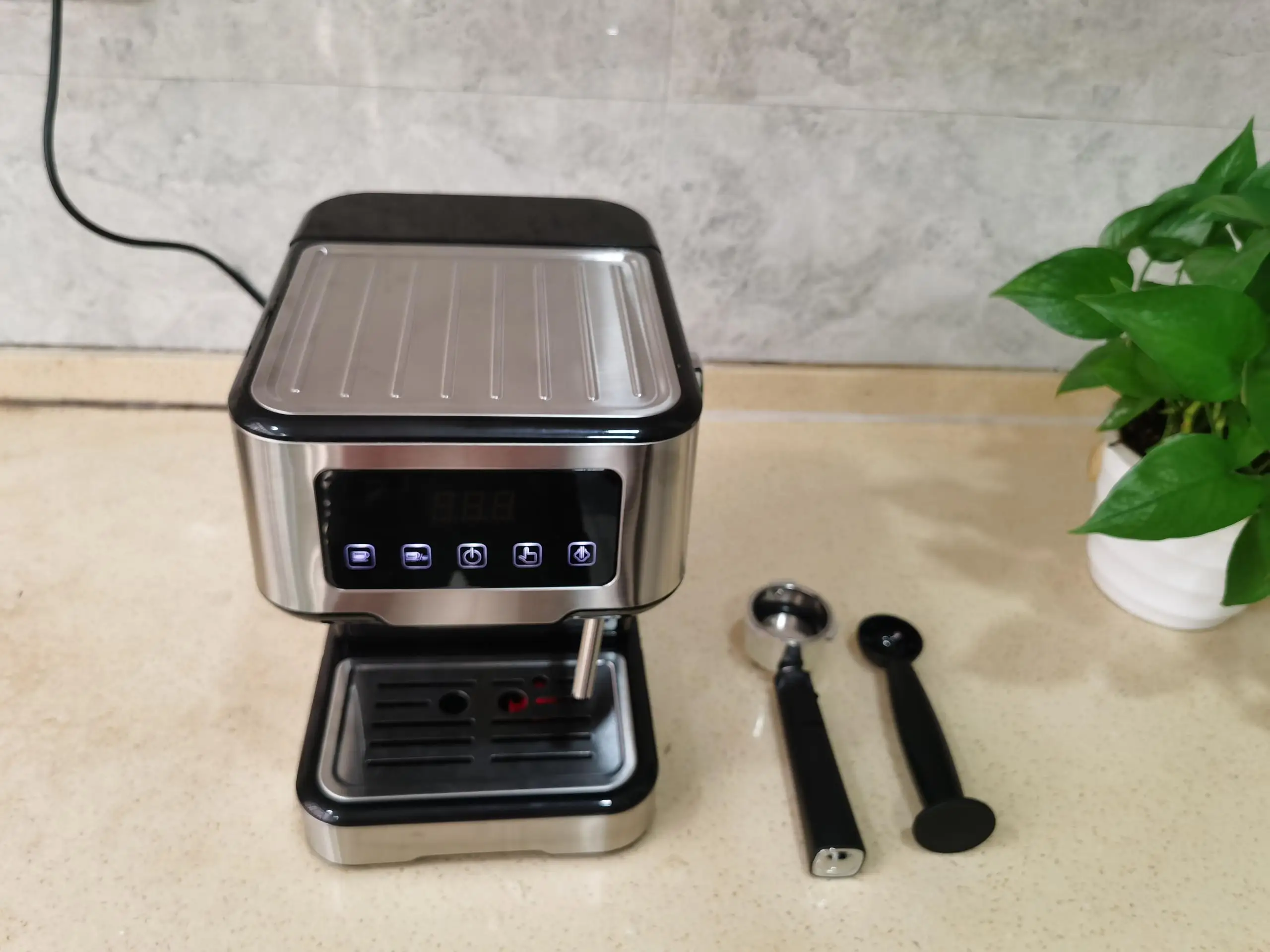 Fully Automatic 15 Bar Pressure Pump With NTC Temperature Control Latte Cappuccino Espresso Coffee Machine